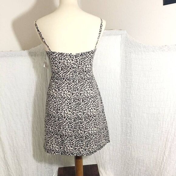 The Impeccable Pig NWT Animal Print Short Dress Size Small - Picture 5 of 8